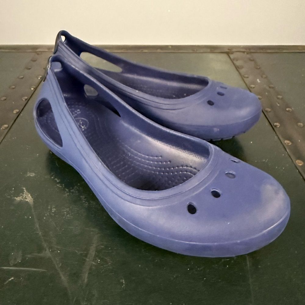 Crocs Women’s Navy Blue Slingback Ballet Flats Size 8